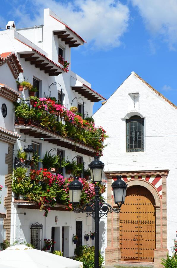 Posada La Plaza Canillas de Albaida المظهر الخارجي الصورة
