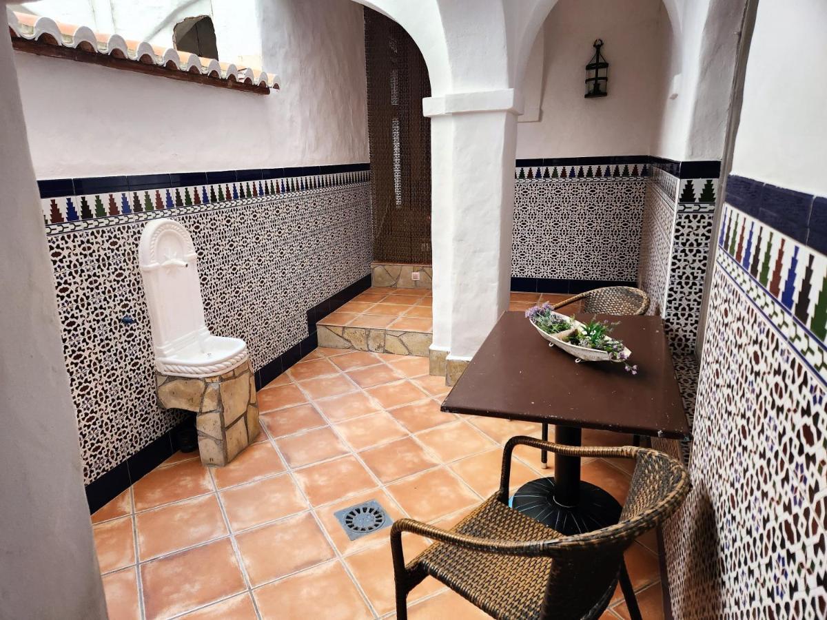 Posada La Plaza Canillas de Albaida المظهر الخارجي الصورة