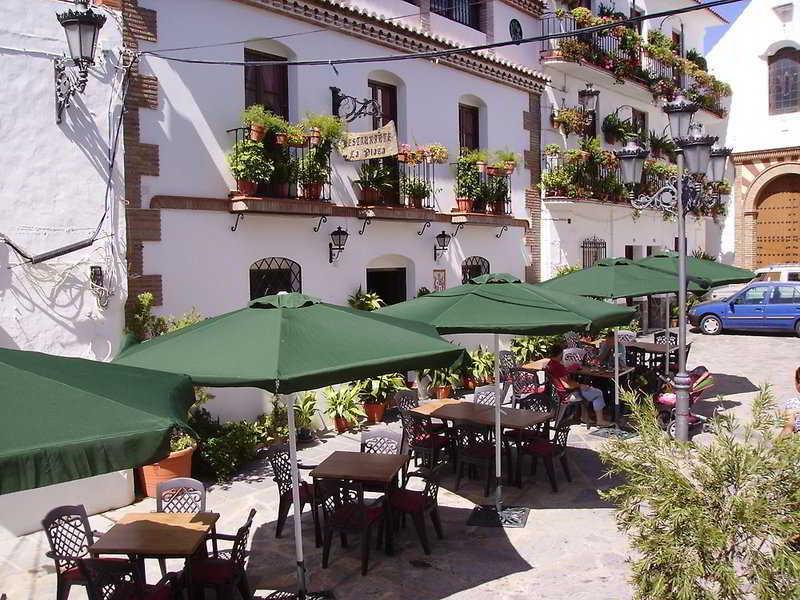 Posada La Plaza Canillas de Albaida المظهر الخارجي الصورة